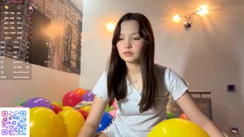 Snapshot of kassandrataulbee chatting on September 12, 9:42 am Kira online show from September 12, 9:42 am
