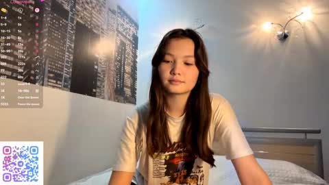 Snapshot of kassandrataulbee chatting on September 28, 10:09 am Kira online show from September 28, 10:09 am