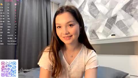 Snapshot of kassandrataulbee chatting on October 10, 6:12 am Kira online show from October 10, 6:12 am