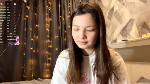 Kira online show from December 5, 11:08 am