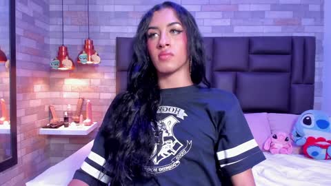 Snapshot of kassandraweked chatting on December 11, 9:34 pm Kassandra Weked online show from December 11, 9:34 pm