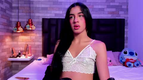 Snapshot of kassandraweked chatting on December 14, 12:12 pm Kassandra Weked online show from December 14, 12:12 pm