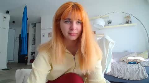 Snapshot of kat_here chatting on October 20, 8:37 am Katya online show from October 20, 8:37 am