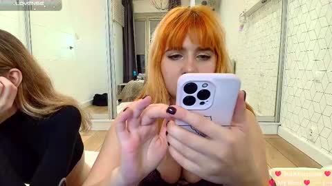 Snapshot of kat_here chatting on November 30, 8:02 pm Katya online show from November 30, 8:02 pm