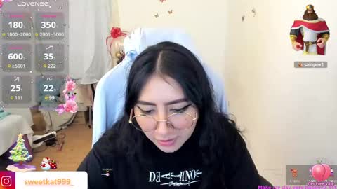 Snapshot of kat_ly_chan chatting on December 29, 5:22 pm Kat       online show from December 29, 5:22 pm