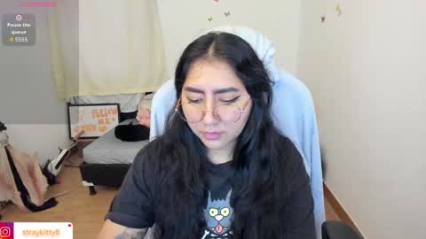 Snapshot of kat_ly_chan chatting on September 11, 2:39 pm Kat       online show from September 11, 2:39 pm