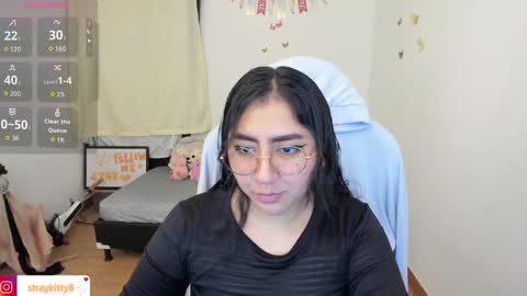 Snapshot of kat_ly_chan chatting on September 13, 12:54 am Kat       online show from September 13, 12:54 am