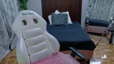 kate online show from February 10, 1:26 pm