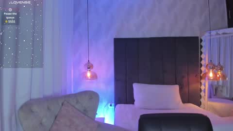 Kat online show from January 7, 11:58 am