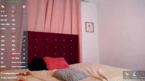       Katalina Miles      online show from January 10, 9:13 am