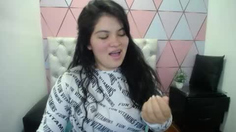 katalina santana25 online show from March 8, 7:06 pm