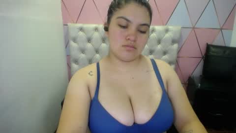 katalina santana25 online show from April 10, 7:07 pm