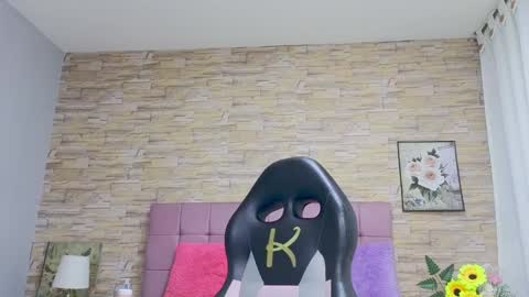 Snapshot of katalinahell chatting on January 5, 11:33 pm katalinahell online show from January 5, 11:33 pm