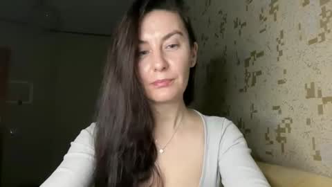 Snapshot of katalinaqe chatting on February 3, 3:37 am KatalinaQE online show from February 3, 3:37 am