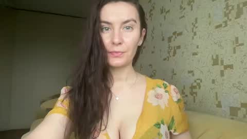 Snapshot of katalinaqe chatting on February 14, 9:06 am KatalinaQE online show from February 14, 9:06 am