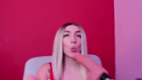 Snapshot of kate_bunny_ chatting on December 3, 11:30 am Kate online show from December 3, 11:30 am