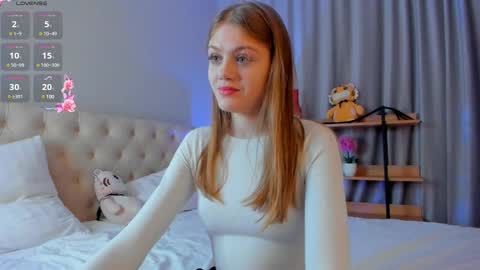 Snapshot of kate_cutee_ chatting on February 27, 4:21 pm Kate online show from February 27, 4:21 pm