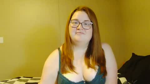 Snapshot of kate_evems chatting on September 29, 5:18 pm kate_evems online show from September 29, 5:18 pm