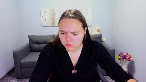 Snapshot of kate_kelly chatting on November 17, 8:42 am Kate online show from November 17, 8:42 am