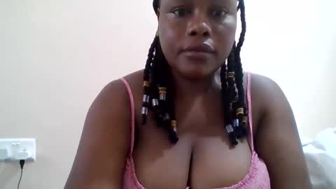 Snapshot of kate_melody5 chatting on February 14, 7:05 am kate_melody5 online show from February 14, 7:05 am