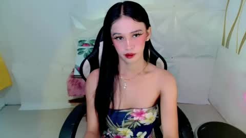 Snapshot of kate_romance chatting on December 7, 1:25 am Kate online show from December 7, 1:25 am