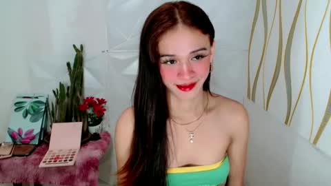 Snapshot of kate_romance chatting on December 26, 9:44 am Kate online show from December 26, 9:44 am