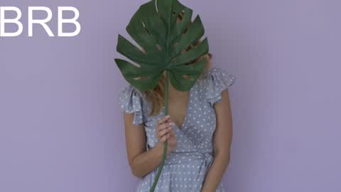 Snapshot of kate_space chatting on December 5, 1:25 am Therapist online show from December 5, 1:25 am