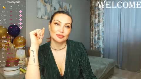 Snapshot of kate_space chatting on February 25, 5:19 am Therapist online show from February 25, 5:19 am