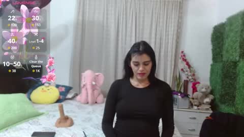 Snapshot of kateangelly chatting on October 29, 1:41 am kateangelly online show from October 29, 1:41 am