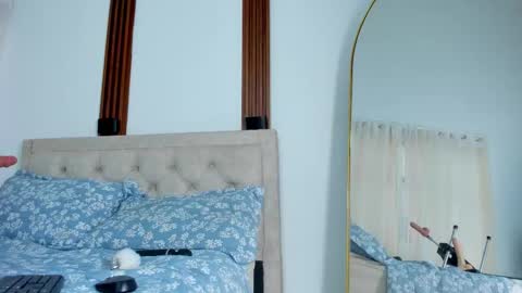 Kate Boisson online show from March 11, 8:59 pm