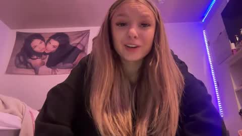 kate online show from September 23, 3:42 am