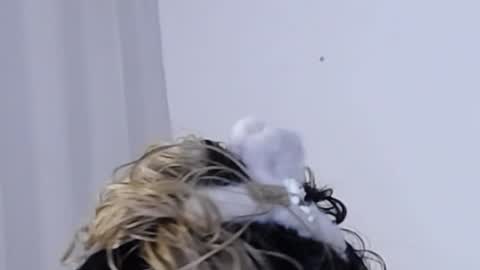 Snapshot of katejolie chatting on December 11, 3:35 am Help me with rate thanks online show from December 11, 3:35 am