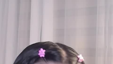 Snapshot of katejolie chatting on November 16, 4:07 am Help me with rate thanks online show from November 16, 4:07 am