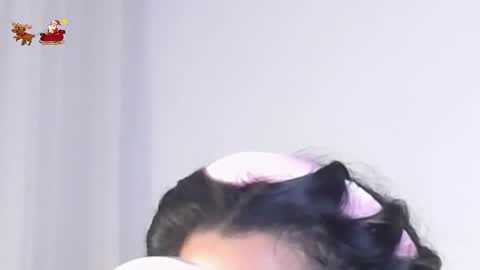 Snapshot of katejolie chatting on December 23, 3:04 am Help me with rate thanks online show from December 23, 3:04 am