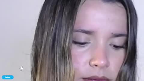 Snapshot of katejolie chatting on February 10, 5:55 am Help me with rate thanks online show from February 10, 5:55 am