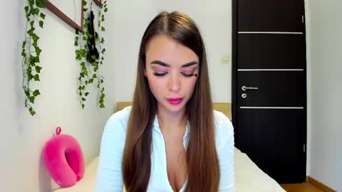 Kate new profile same me undercostruction online show from October 5, 2:15 pm