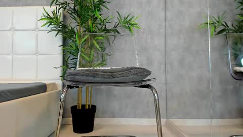 Kate online show from February 28, 9:47 am