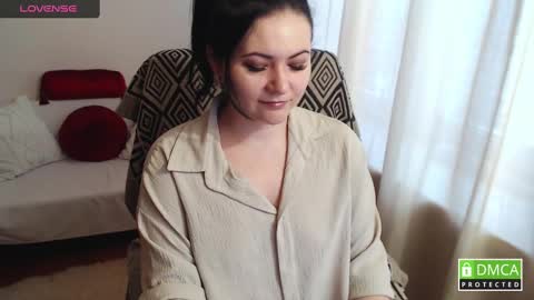 Snapshot of katelynwinehouse chatting on December 19, 11:29 am Katelyn online show from December 19, 11:29 am