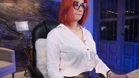 Snapshot of kateowens chatting on January 30, 9:47 am Kate Owens online show from January 30, 9:47 am
