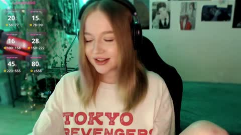 Snapshot of katerinaxvold chatting on December 25, 1:53 am Lisa online show from December 25, 1:53 am