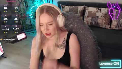 Snapshot of katerinaxvold chatting on September 27, 6:46 pm Lisa online show from September 27, 6:46 pm