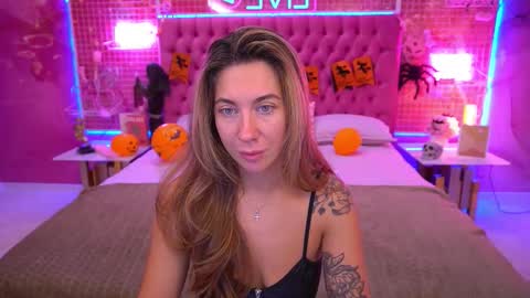 Kate online show from November 1, 7:10 am