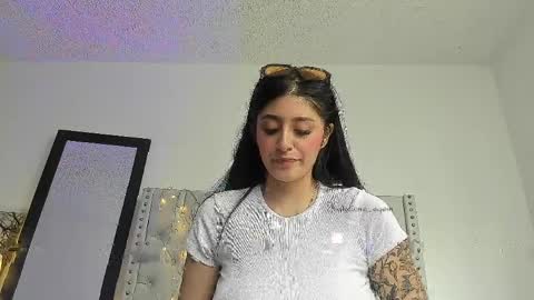 love meeee online show from April 2, 9:23 pm