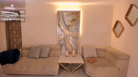 K A T E  online show from February 3, 3:20 am