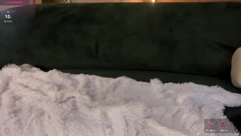 K A T E  online show from February 9, 2:29 pm