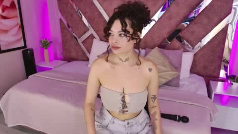KatheGomez  online show from May 15, 3:46 am