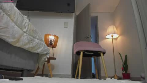 Kathee Saenz online show from April 17, 3:15 pm