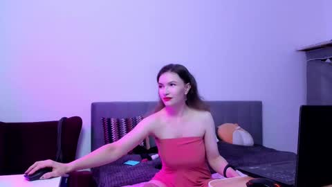 Snapshot of katherinemidnight chatting on November 1, 7:32 am Katherine online show from November 1, 7:32 am