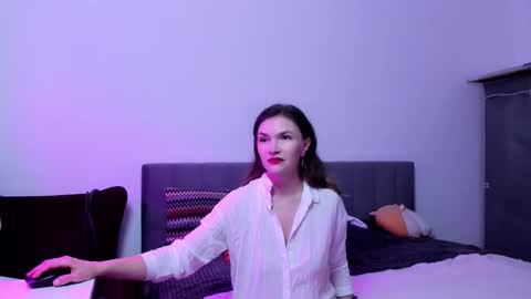 Snapshot of katherinemidnight chatting on November 7, 4:18 pm Katherine online show from November 7, 4:18 pm