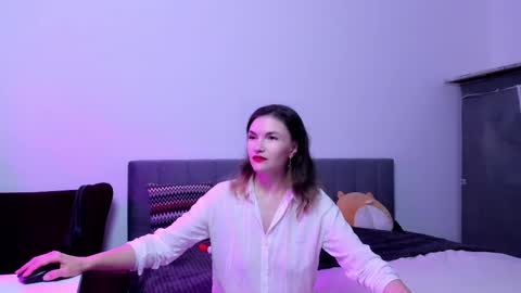 Snapshot of katherinemidnight chatting on November 14, 3:55 pm Katherine online show from November 14, 3:55 pm